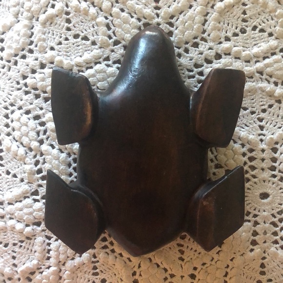 Ashtray carved wood turtle not signed zero flaws super cute solid 6 1/2” Trinket - Picture 6 of 9